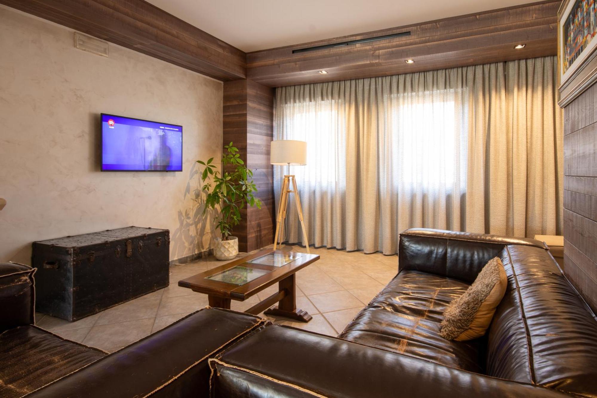 Hotel Don Luis Castel Di Sangro Extérieur photo