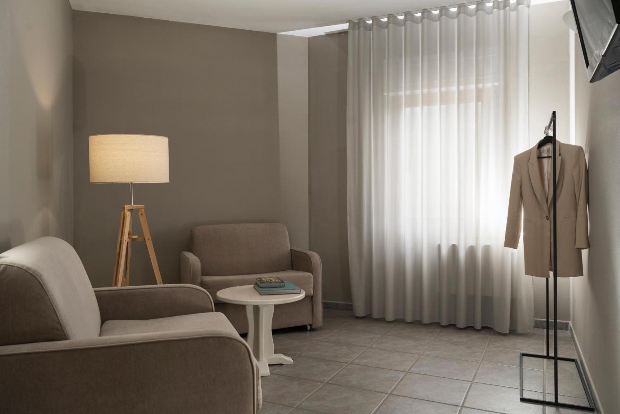 Hotel Don Luis Castel Di Sangro Extérieur photo